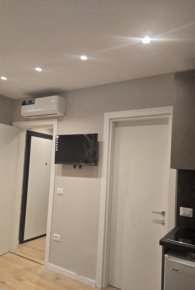 Tirane, jepet me qera garsonier Kati 4, 25 m² 402 € (Hoxha Tasin)