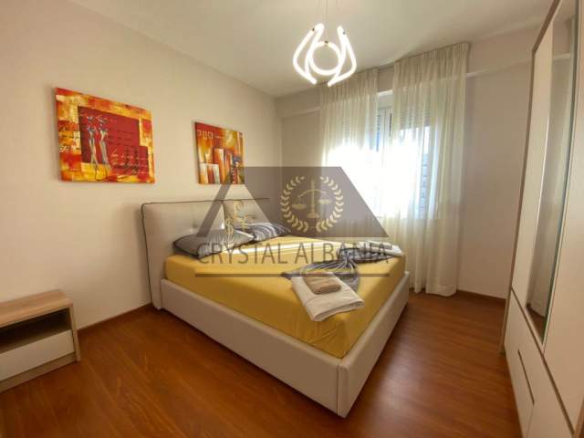Tirane, jepet me qera apartament 2+1+A+BLK Kati 6, 100 m² 600 Euro (Rruga Ndre Mjeda)