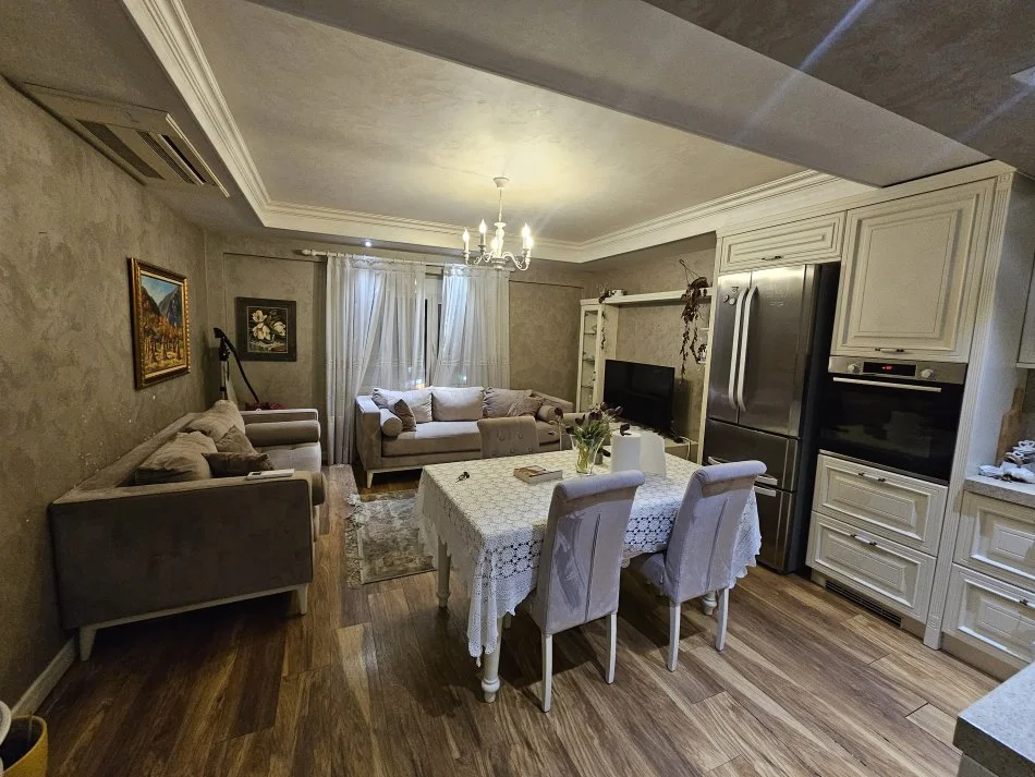 Tirane, shitet apartament 2+1 Kati 4, 60 m² 240.000 € (9-Kateshet)