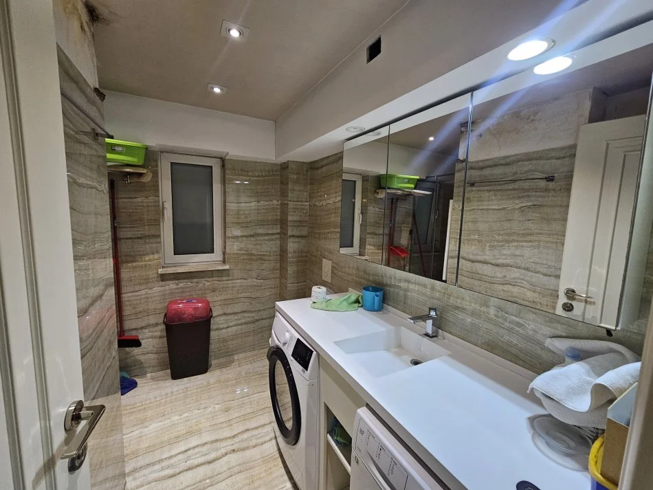 Tirane, shitet apartament 2+1 Kati 4, 60 m² 240.000 € (9-Kateshet)