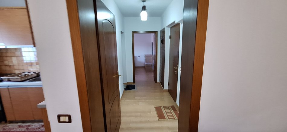 Tirane, jepet me qera nga Pronari, pa-komision apartament 1+1 Kati 4, 380 € (Rruga Imer Ndregjoni)