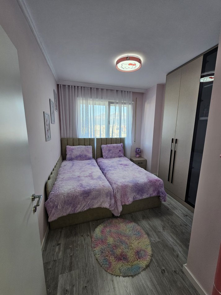 Tirane, jepet me qera apartament 2+1+Aneks+Ballkon Kati 6, 96 m² 650 € (Rruga bedri karapici)
