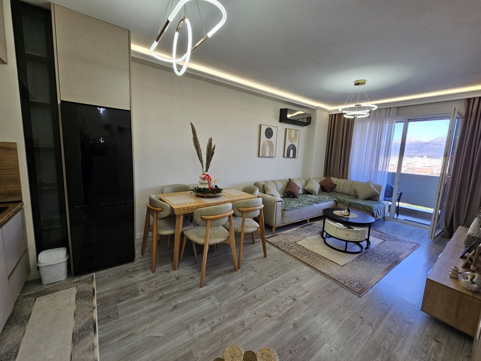 Tirane, jepet me qera apartament 2+1+Aneks+Ballkon Kati 6, 96 m² 650 € (Rruga bedri karapici)