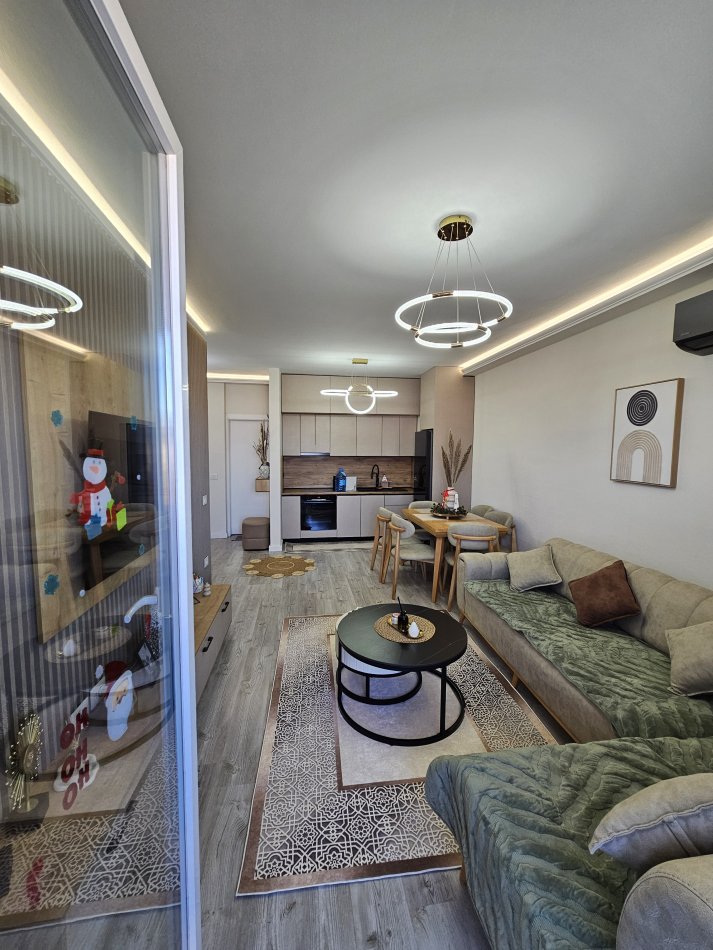 Tirane, jepet me qera apartament 2+1+Aneks+Ballkon Kati 6, 96 m² 650 € (Rruga bedri karapici)