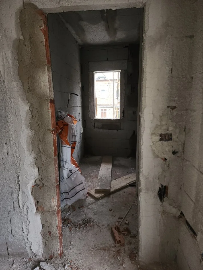 Tirane, shitet apartament 2+1+Aneks+Ballkon Kati 1, 100 m² 