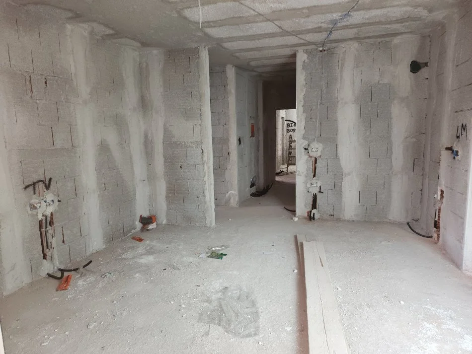 Tirane, shitet apartament 2+1+Aneks+Ballkon Kati 1, 100 m² 