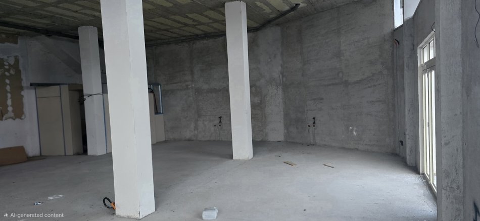 Tirane, jepet me qera ambjent biznesi Kati 1, 170 m² 600 € (Vore Prane OSHEEE)