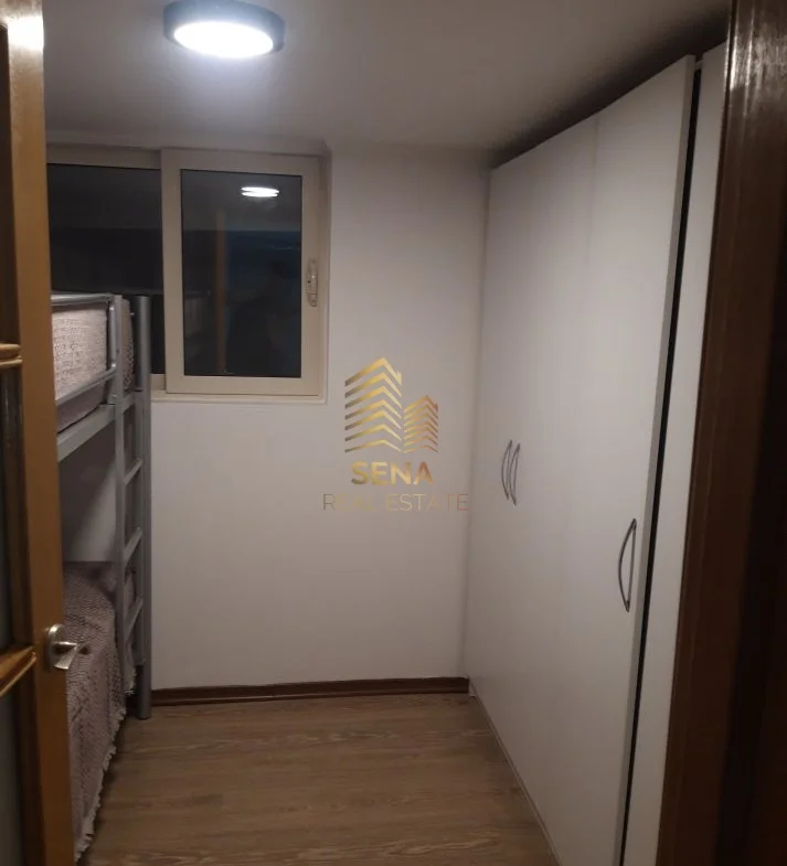 Tirane, jepet me qera apartament 2+1+Ballkon Kati 1, 69 m² 450 € (Fresk, prane shkolles "17 Shkurti")