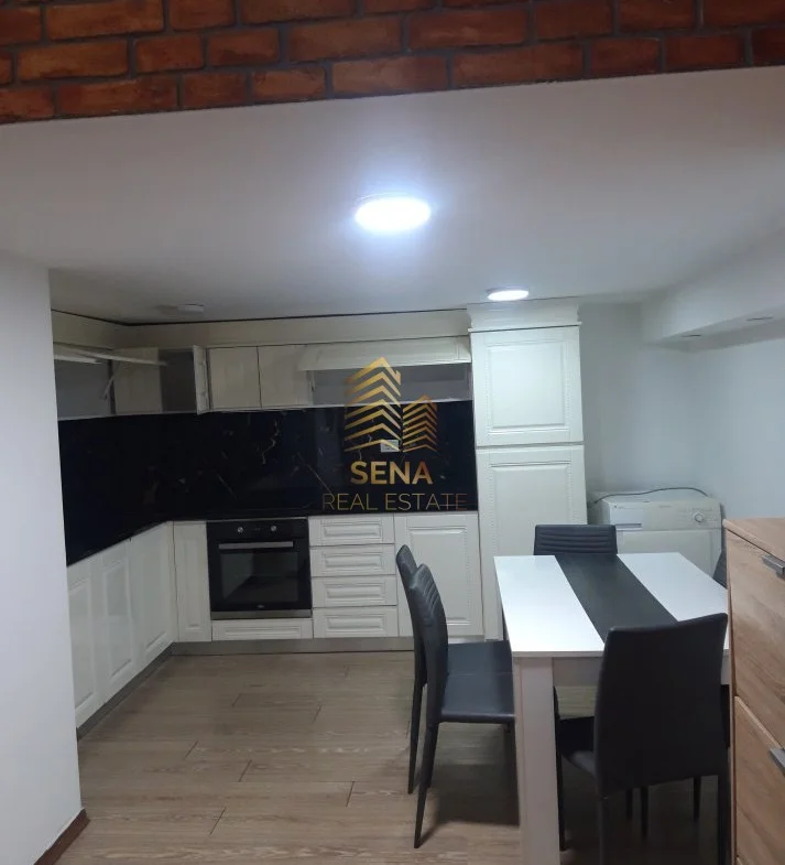 Tirane, jepet me qera apartament 2+1+Ballkon Kati 1, 69 m² 450 € (Fresk, prane shkolles "17 Shkurti")