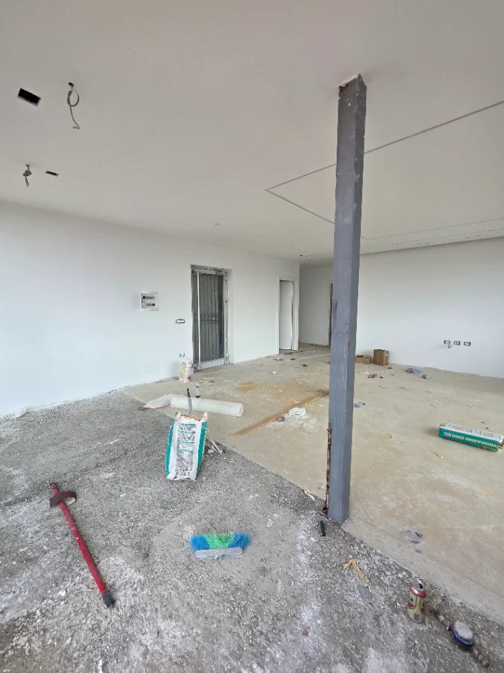 Lushnje, shitet apartament+verande | Penthouse 3+1+Aneks+Ballkon Kati 9, 480 m² 260.000 € 