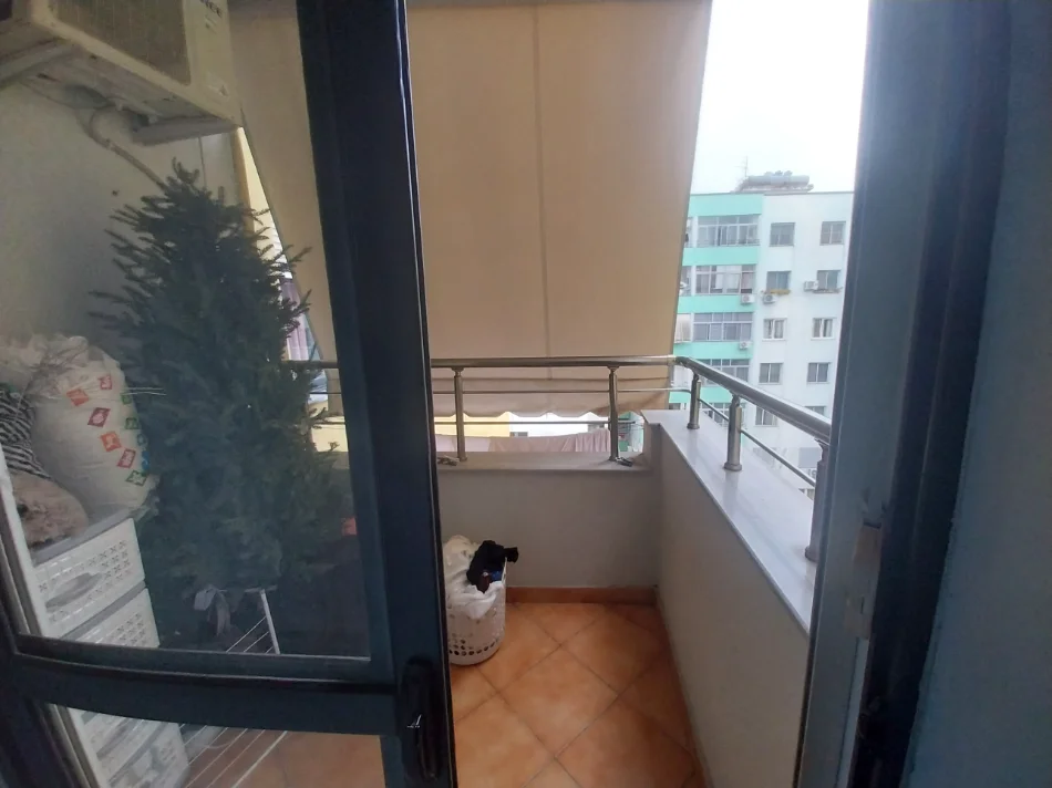 Tirane, shitet nga Pronari, pa-komision apartament 1+1+Aneks+Ballkon Kati 6, 64 m² 108 milion lek të vjetra (Rruga Panajot Pano Blv Migjeni/Nela 6)