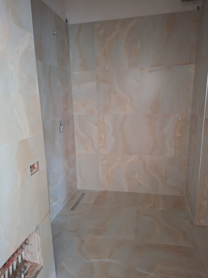 Shitet super ap perball VILA L