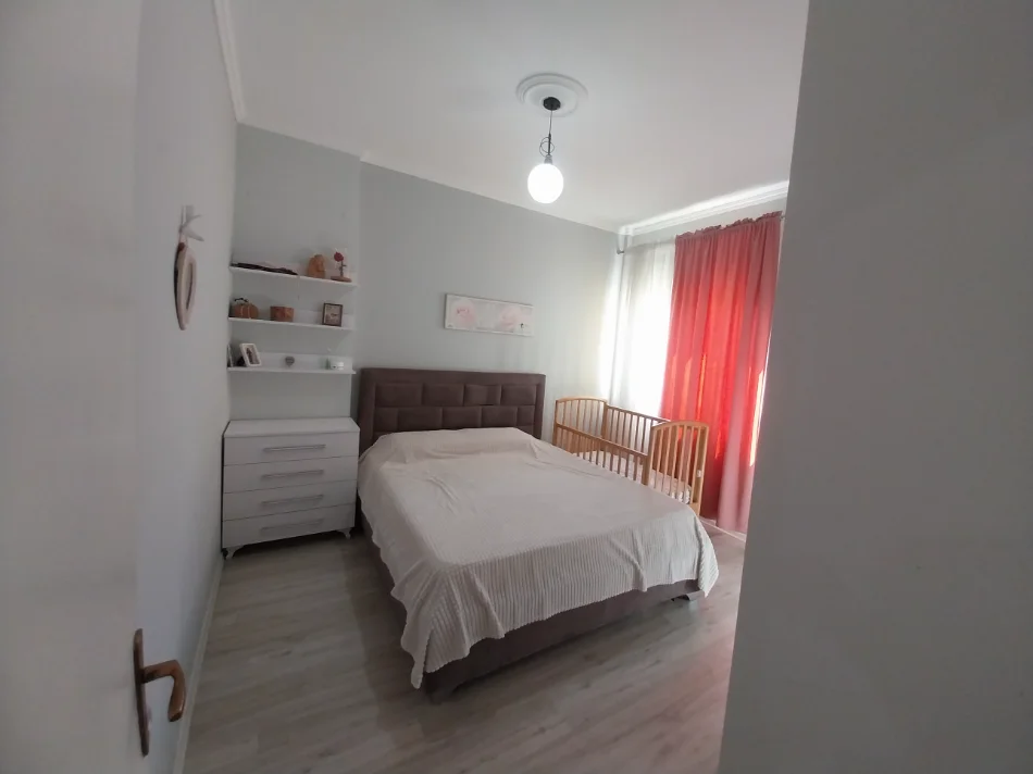 Tirane, shitet nga Pronari, pa-komision apartament 1+1+Aneks+Ballkon Kati 6, 67 m² 112.000€ i diskutushëm (Rruga Tre Dëshmorët ( JO Agjenci ))