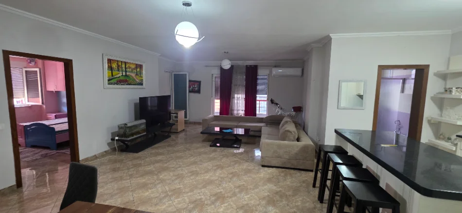 shitet apartament 2+1+Aneks+Ballkon Kati 3, 140 m² 250.000 € (Colombo 2)