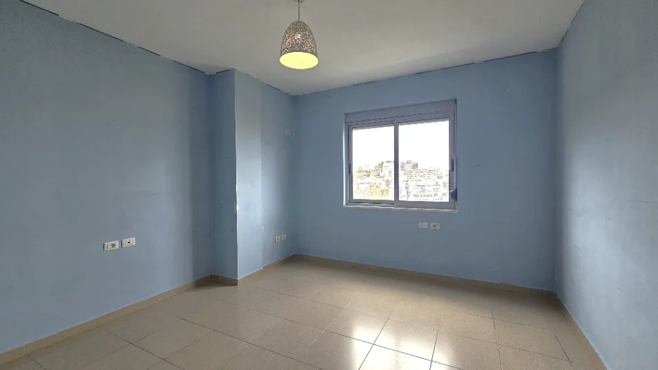 Tirane, shitet apartament 3+1 Kati 2, 211 m² 350.000 € (PRANË PARKUT TË LIQENIT)