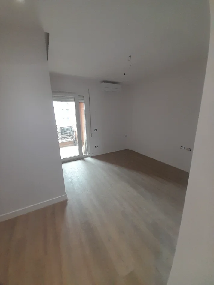 Tirane, shitet apartament 2+1 , 96 m² 255.001 € 