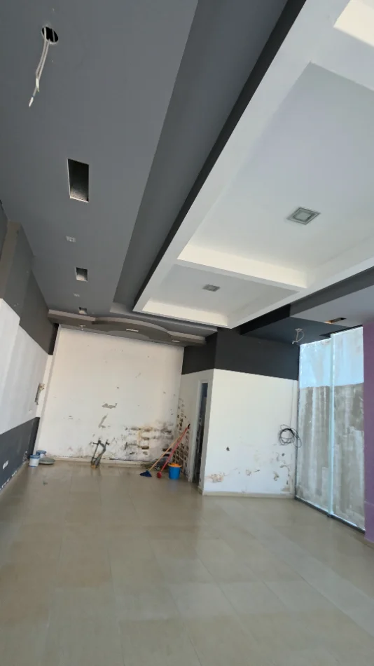 Lushnje, shitet dyqan Kati 0, 80 m² 130.000 € 