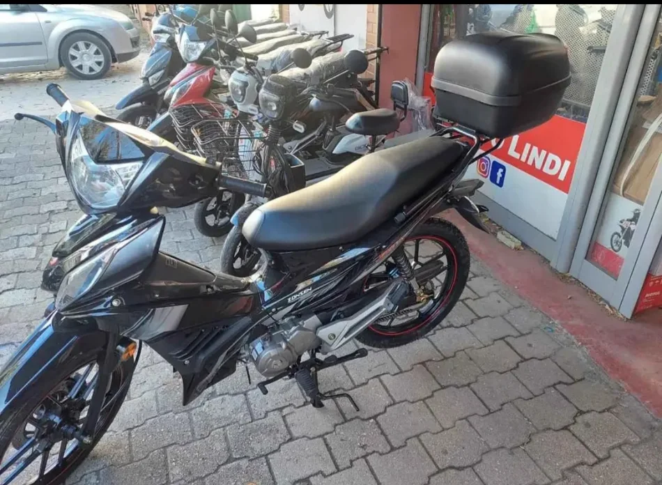 Tirane, shitet motor Zonsen , e zeze 600 km 1.100 €
