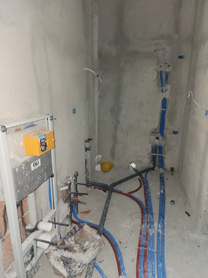 Tirane, shitet apartament 2+1+Aneks+Ballkon Kati 1, 100 m² 