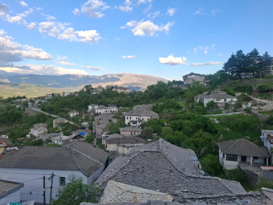 Gjirokaster, shitet Vile 3+1+Ballkon Kati 2, 160 m² 110.000 € 