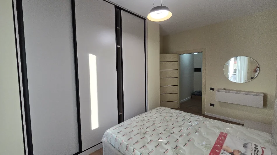 Tirane, shitet apartament 1+1 Kati 3, 62 m² 149.000 € (rruga xhanfize keko)