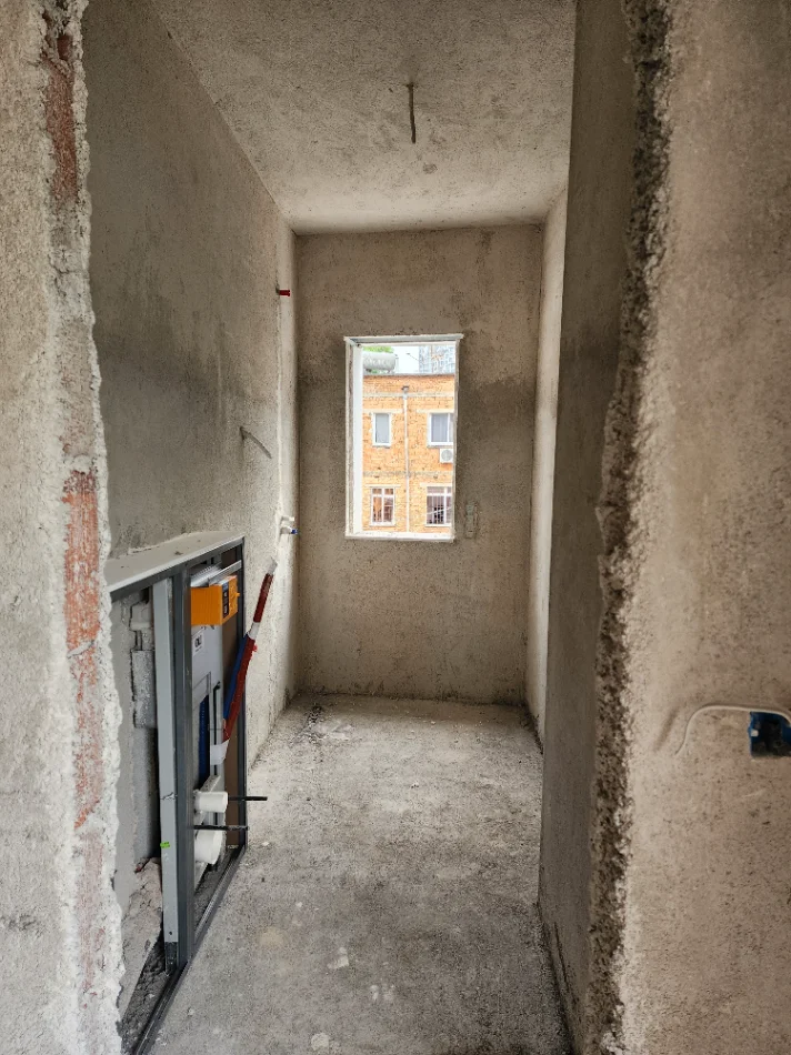 Tirane, shitet apartament 2+1+Aneks+Ballkon Kati 1, 100 m² 