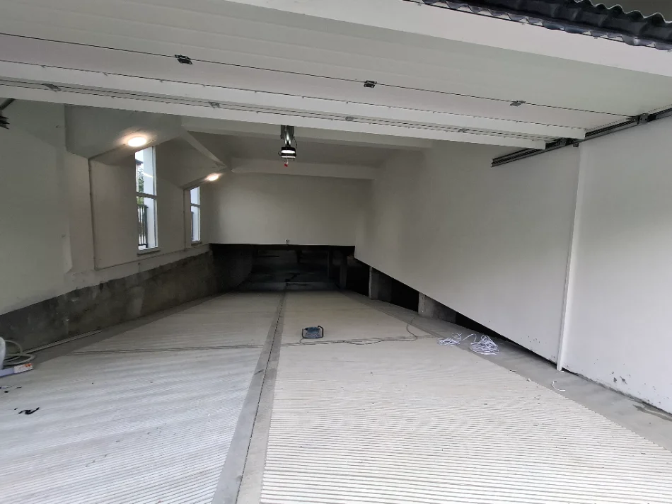 Tirane, shitet apartament 2+1+Ballkon Kati 1, 85 m² (Sauk i Vjeter)