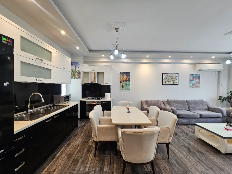 Tirane, shitet apartament 2+1 Kati 5, 93 m² 258.000 € (Rruga Bilal Sina, Kopshti Zologjik)