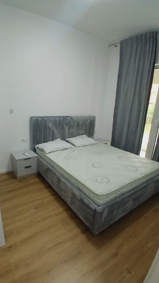Tirane, jepet me qera apartament 1+1+Ballkon Kati 3, 54 m² 440 € (Pasho Hysa, Kaimi)