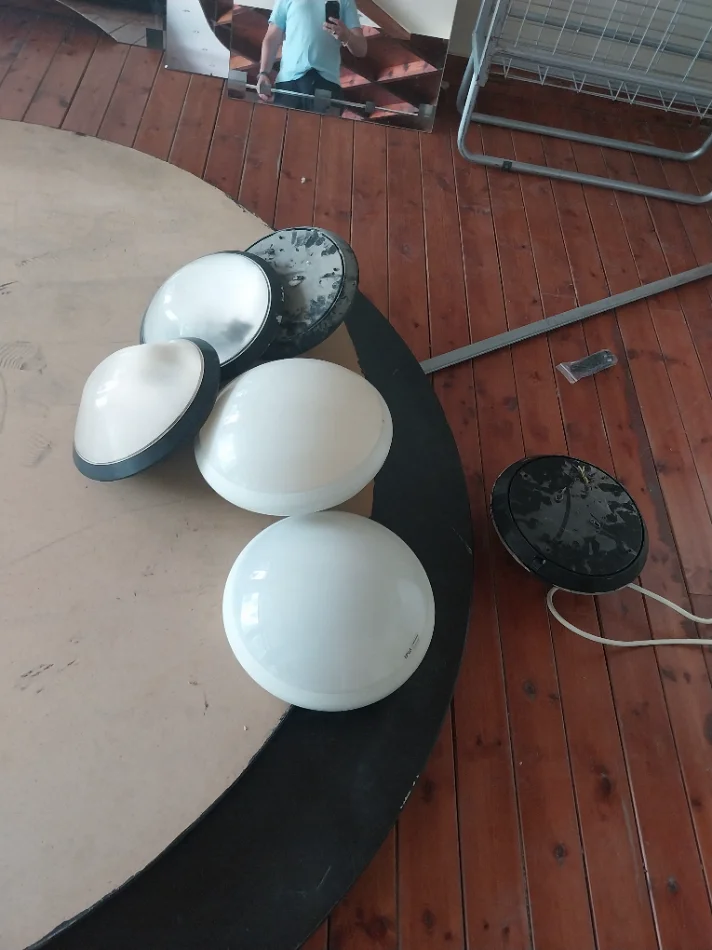 Tirane, shes Abazhur | ndricues | llampa OKAZION. MBYLLET HOTEL GOLEM. SHITEN 130 AMBAZHURE TË NDRYSHËM TË JASHTËM&amp;BRENDSHLM= 5€ - 10€/copa