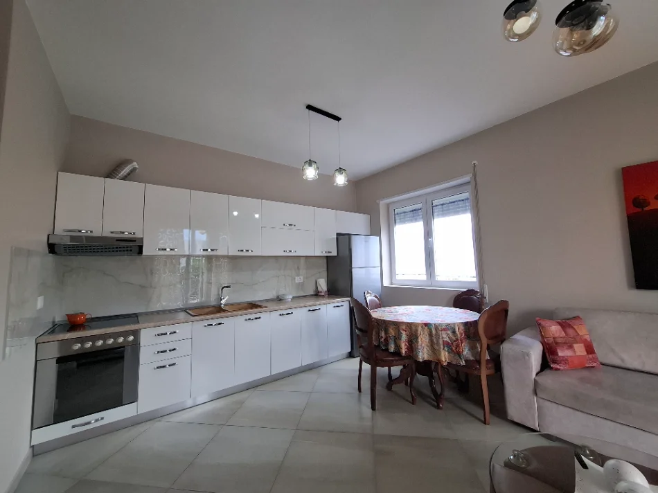 🔥🏠Apartament 2+1+2+Ballkon Kati 3, 96 m² 550 € (Prane QSUT&Fakultetit Mjeksise))