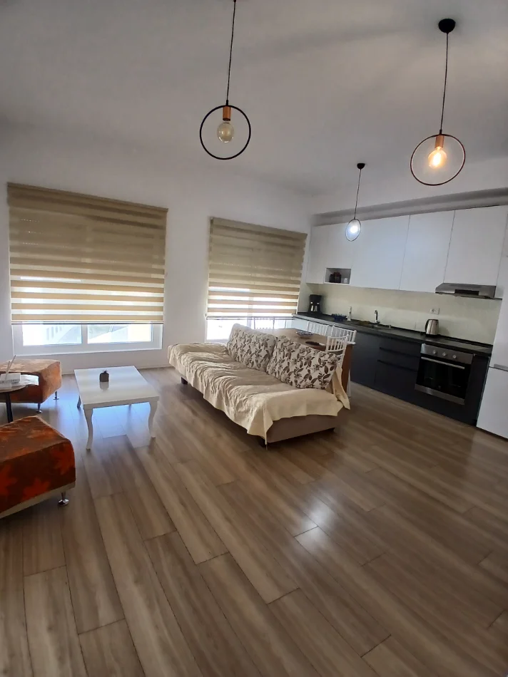 Tirane, jepet me qera apartament 2+1+Ballkon Kati 4, 76 m² 520 € (Pasho Hysa, Mangalem)