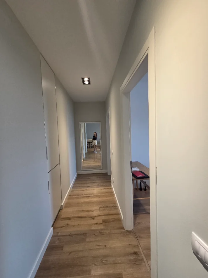 Tirane, jepet me qera 2+1+Ballkon Kati 13, 127 m² 1.500 € 