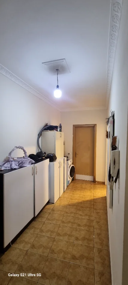 Tirane, jepet me qera apartament 2+1+Ballkon Kati 7, 1 m² 500 €