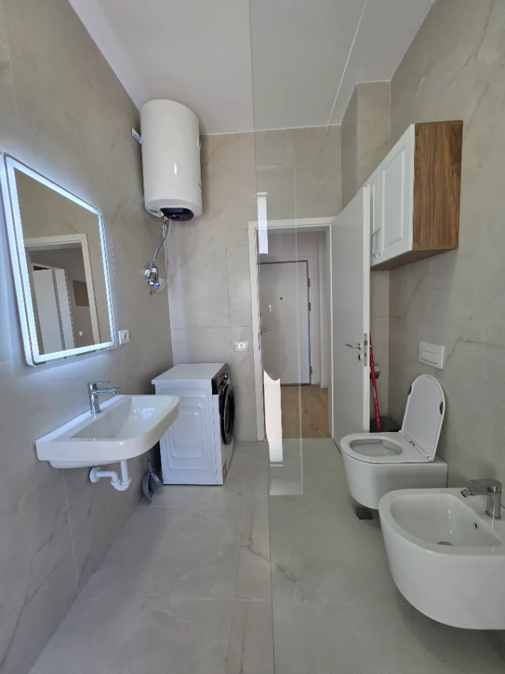 Me Qira Ultra Ap.1+1 📍Kompleksi Kadiu - Ali Demi - 62m2 - Kompleks i 2026🔥 100% i ri, Hera parë me Qira | 40.000 Lekë/Muaj 🔥