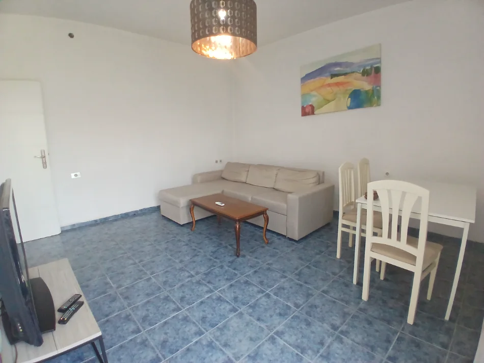 Tirane, jepet me qera apartament 1+1+Ballkon Kati 4, 65 m² 430 € (Boca coffee)