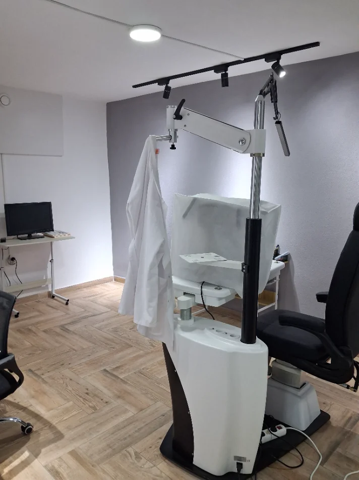 SHTET BIZNES dyqan optike nga pronari pa komision Kati 0, 67 m² 2.500.000 lek
