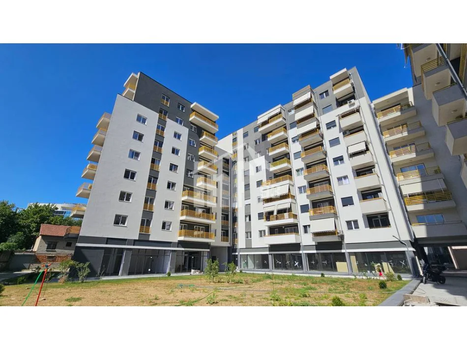 Tirane, jepet me qera apartament 2+1 Kati 4, 90 m² 800 € (RRUGA “DRITAN HOXHA”, 600 M NGA “RING CENTER”)