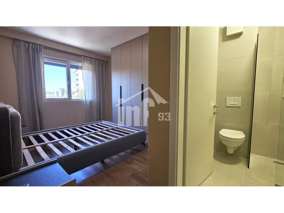Tirane, jepet me qera apartament 3+1 Kati 4, 110 m² 1.100 € (RRUGA “DRITAN HOXHA”, 600 M NGA “RING CENTER”)