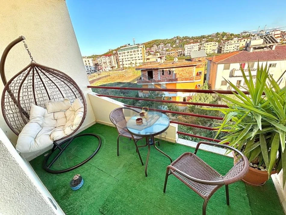 Durres, shitet apartament 1+1+Ballkon Kati 4, 76 m² 90.000 € (Golem)