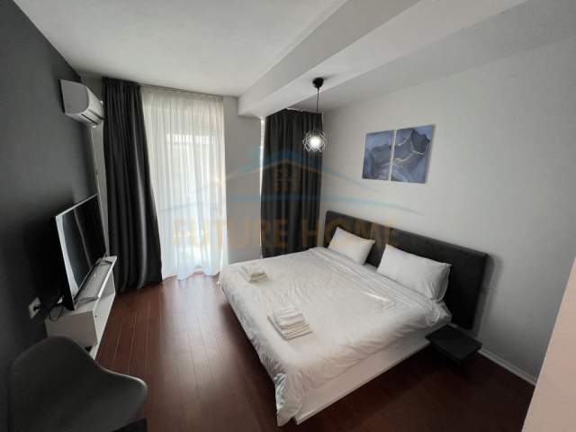 Korce, jepet me qera apartament 1+1 Kati 4, 40 m² 250 Euro (Terminali i Autobuzave)