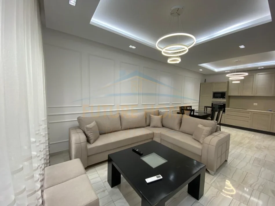 Durres, shitet apartament 2+1 Kati 5, 104 m² 130.000 € (ISH URT DURRES)