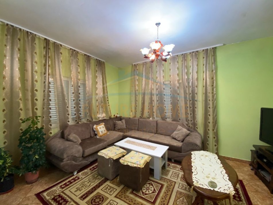 Durres, shitet Vile ne plazh 3 Katshe Kati 0, 330 m² 330.000 € 