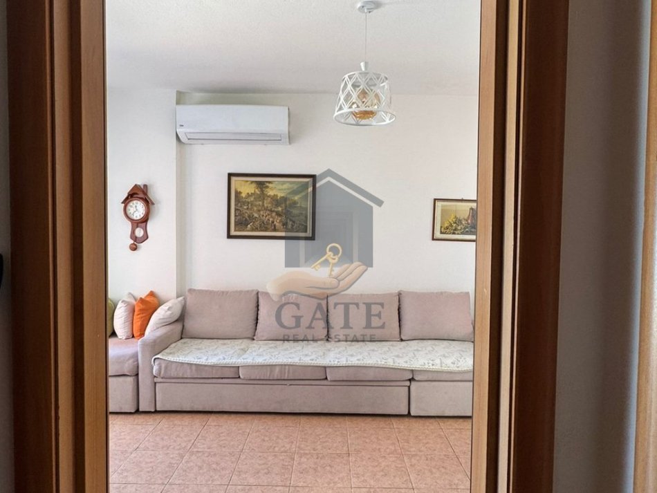 Durres, shitet apartament 1+1+Ballkon Kati 3, 55 m² 115.000 € (Shkembi i Kavajes)