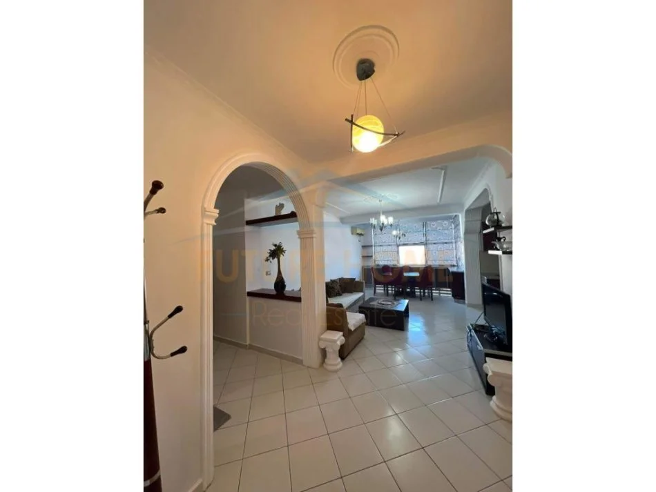 Qera, Apartament 2+1, Unaza e Re UNA29438