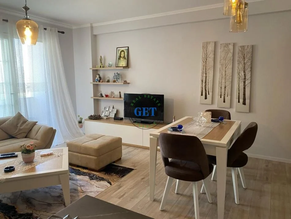 Shitet, Apartament 1+1 ne Plepa, Durres.