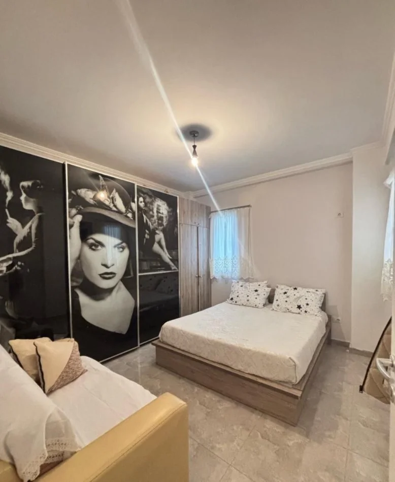 Tirane, jepet me qera apartament 1+1 Kati 2, 75 m² 500 € (Shkolla e Kuqe)