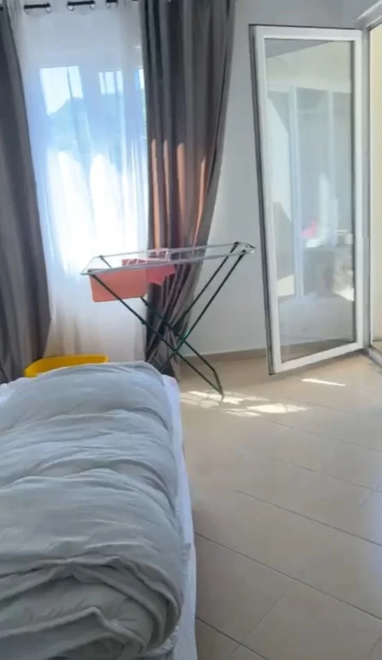 Tirane, jepet me qera apartament 1+1 Kati 1, 80 m² 500 € 