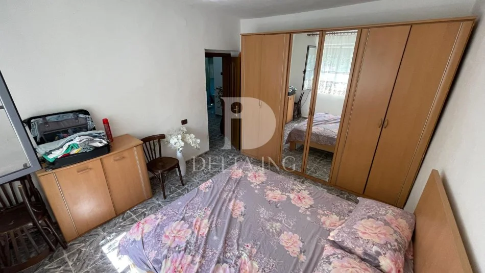 Tirane, jepet me qera apartament 1+1+Aneks+Ballkon Kati 1, 70 m² 330 € (Rruga Ferrit Xhajko (Prane Ish restorant Durresi))