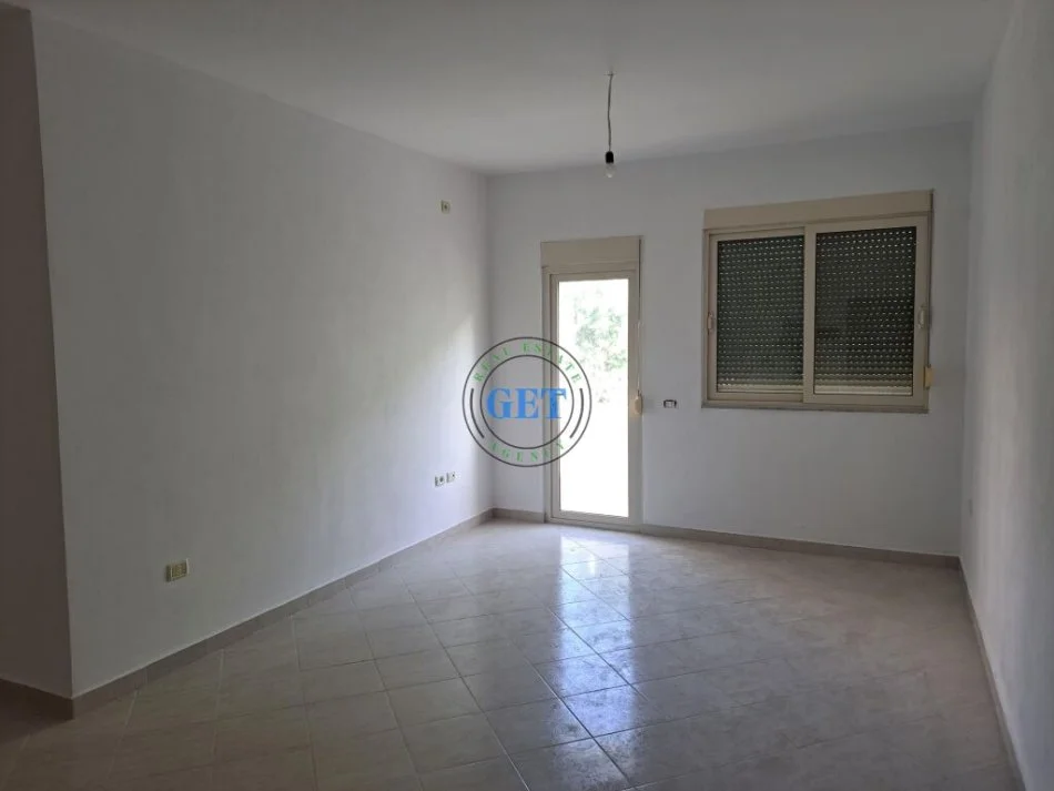 Okazion,Shitet apartament 2+1 ke Spitali,Durres